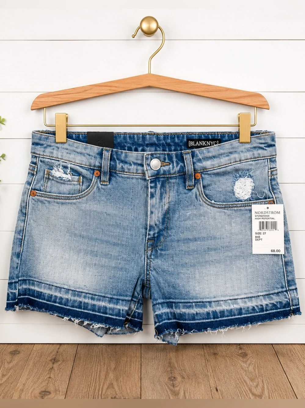 ♥️ BLANKNYC Distressed Denim Shorts Size 27 NWT | Nordstrom Raw Hem Jean Shorts